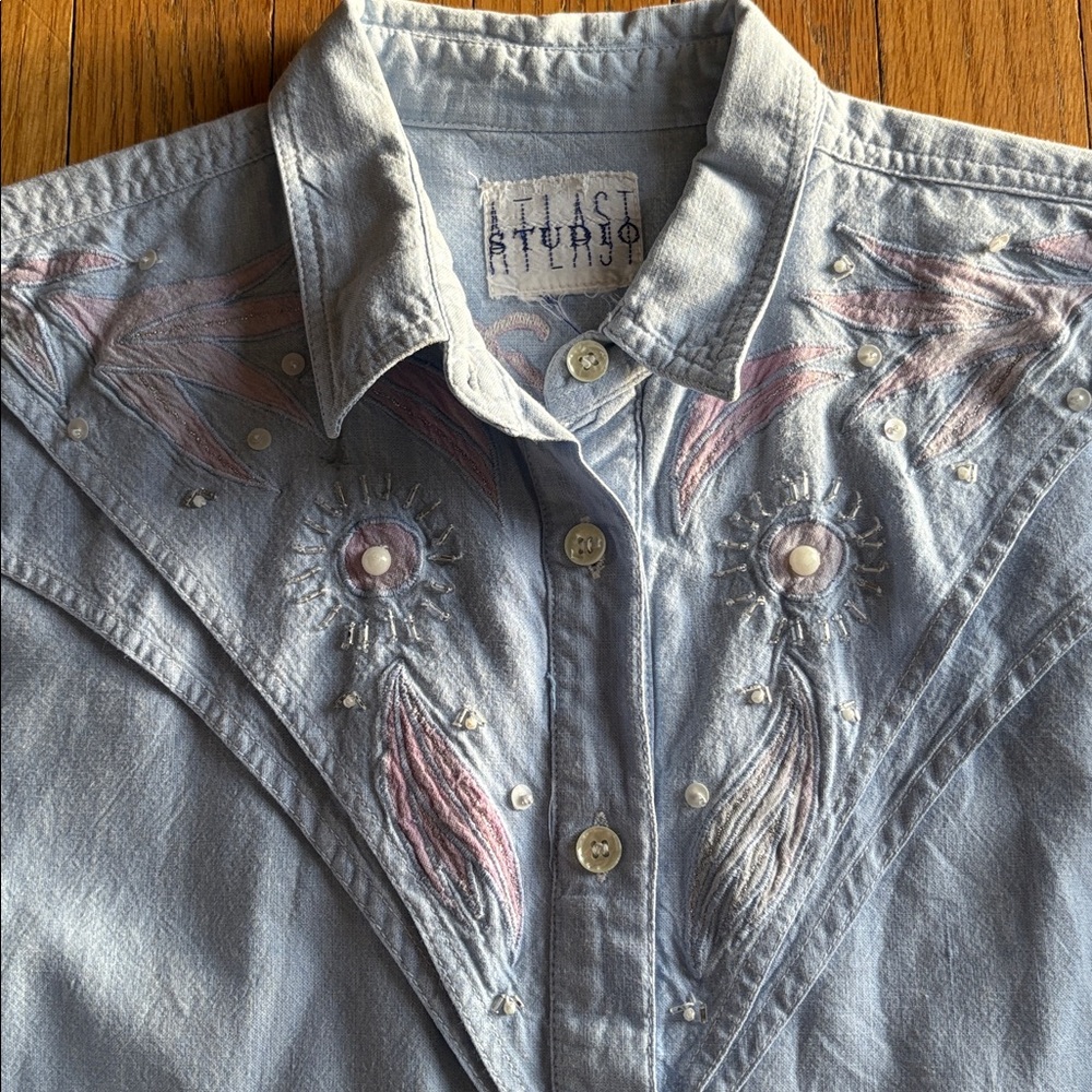 vintage worn in embroidered western style button up shirt - Picture 2 of 9